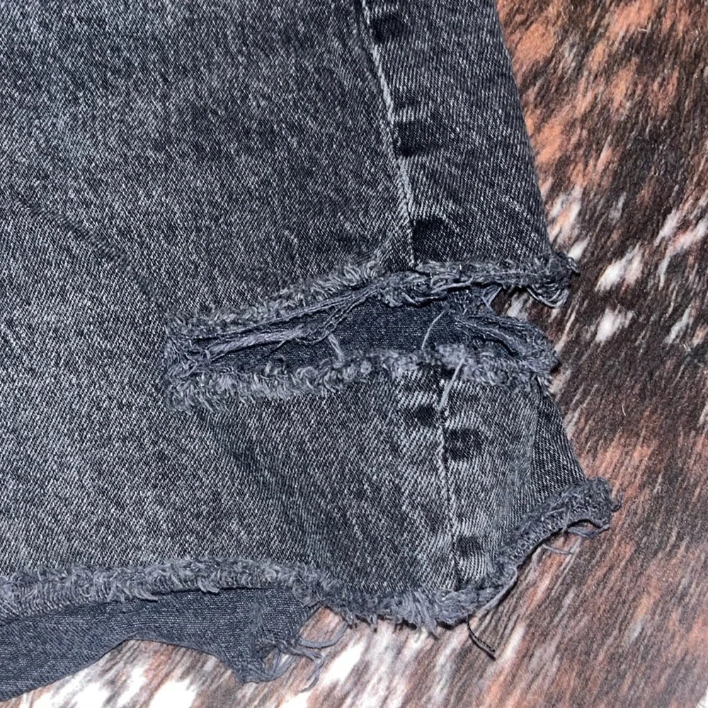 Abercrombie & Fitch The Dad High Rise Jean Short - Picture 3 of 4